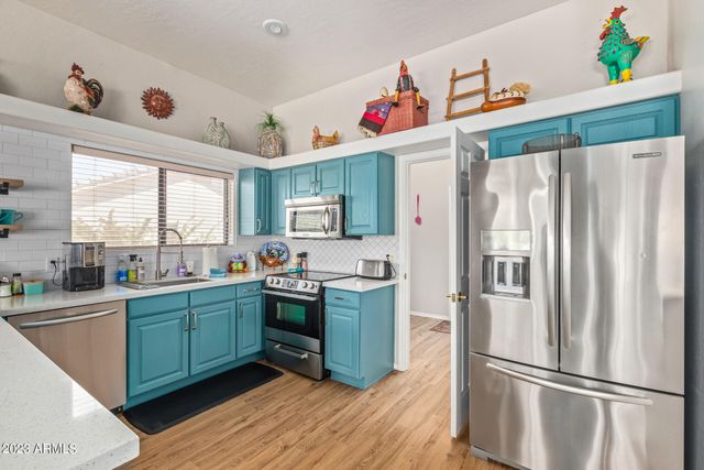 9244 E Mogollon Trail, Gold Canyon, AZ 85118