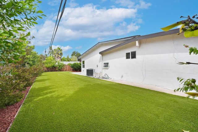 747 Madrone Avenue, Sunnyvale, CA 94085