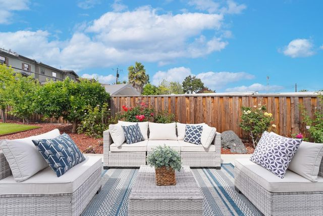 747 Madrone Avenue, Sunnyvale, CA 94085