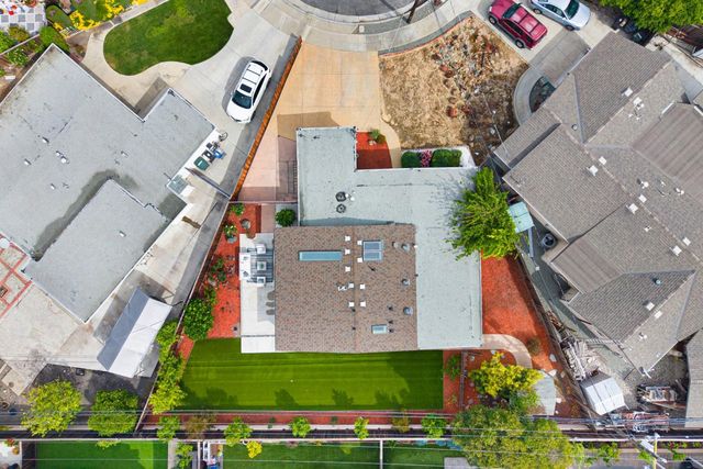 747 Madrone Avenue, Sunnyvale, CA 94085