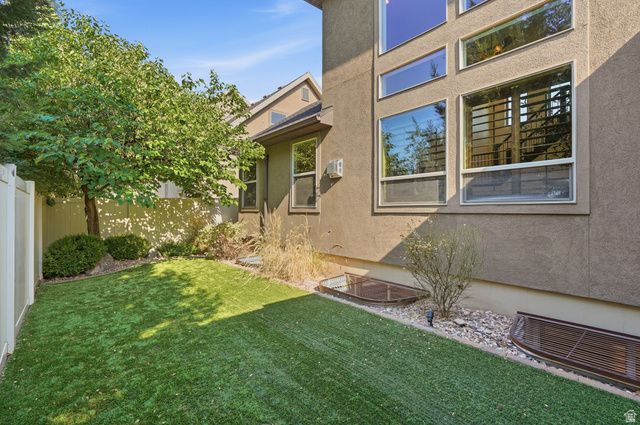 792 E GRAND CAYMAN DR, Millcreek, UT 84107