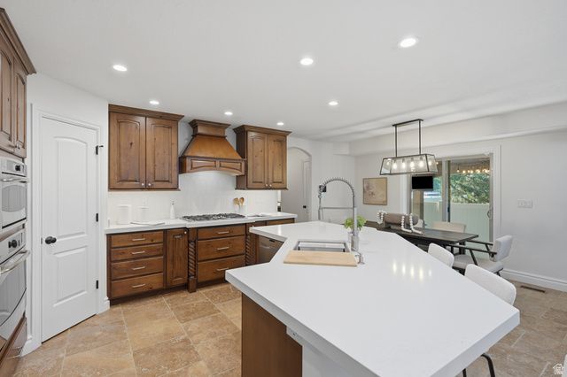 792 E GRAND CAYMAN DR, Millcreek, UT 84107