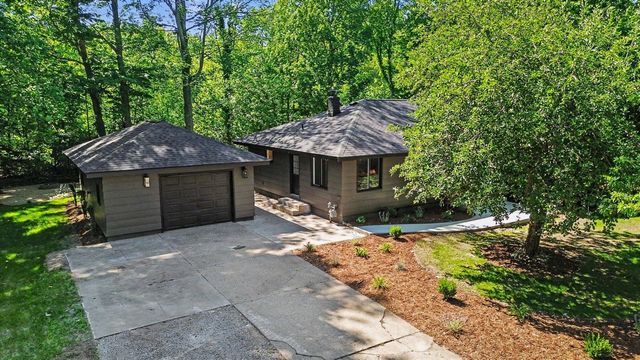 18195 148th Avenue, Spring Lake, MI 49456