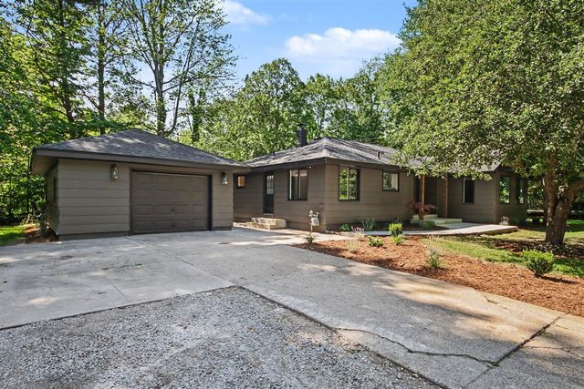 18195 148th Avenue, Spring Lake, MI 49456
