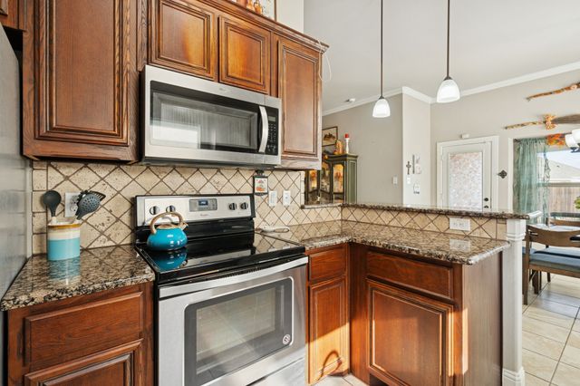 105 Cherry Point Drive, Palmer, TX 75152