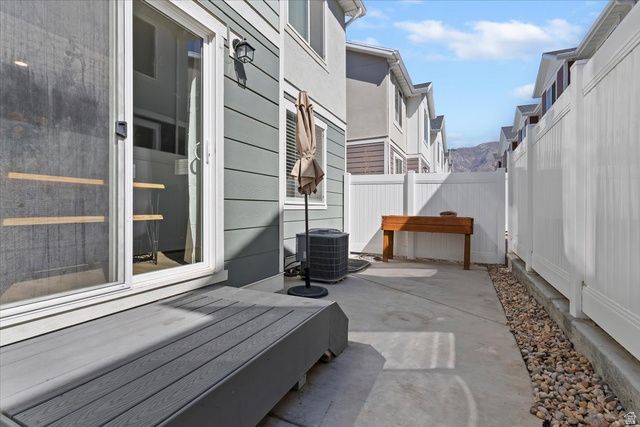 1195 W HIDDEN SPRING DR, Santaquin, UT 84655