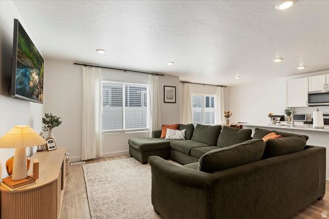 1195 W HIDDEN SPRING DR, Santaquin, UT 84655