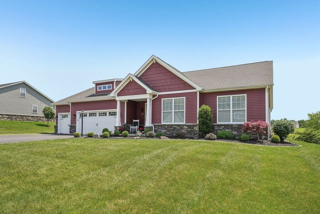 549 Landing Court, Washington Twp, PA 15613