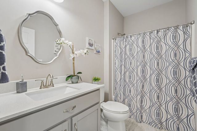 549 Landing Court, Washington Twp, PA 15613
