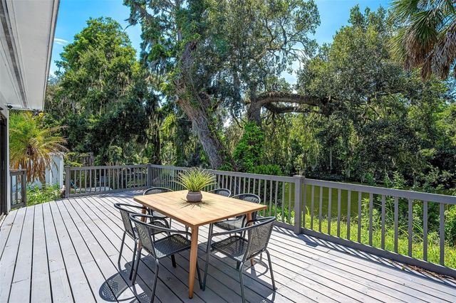 11935 RIVERHILLS DRIVE, Temple Terrace, FL 33617