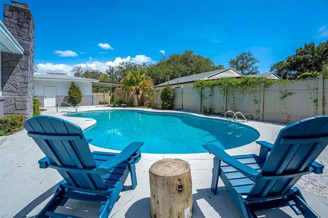 11935 RIVERHILLS DRIVE, Temple Terrace, FL 33617