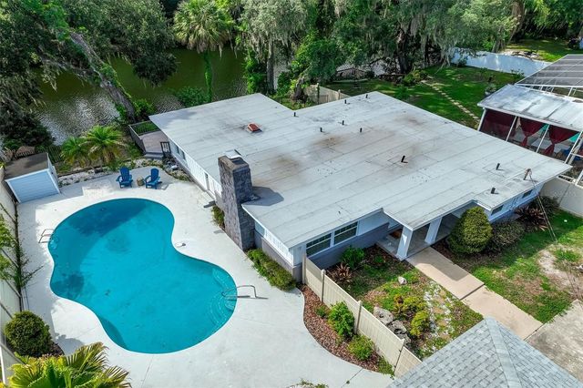 11935 RIVERHILLS DRIVE, Temple Terrace, FL 33617