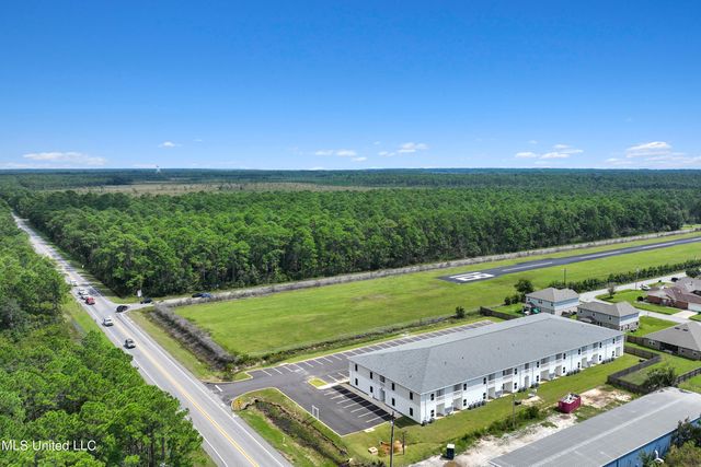8701 Old Spanish Trail, 207, Ocean Springs, MS 39564