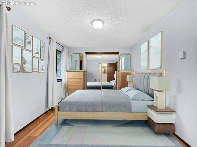 2807 Se 174TH Ave, Portland, OR 97236