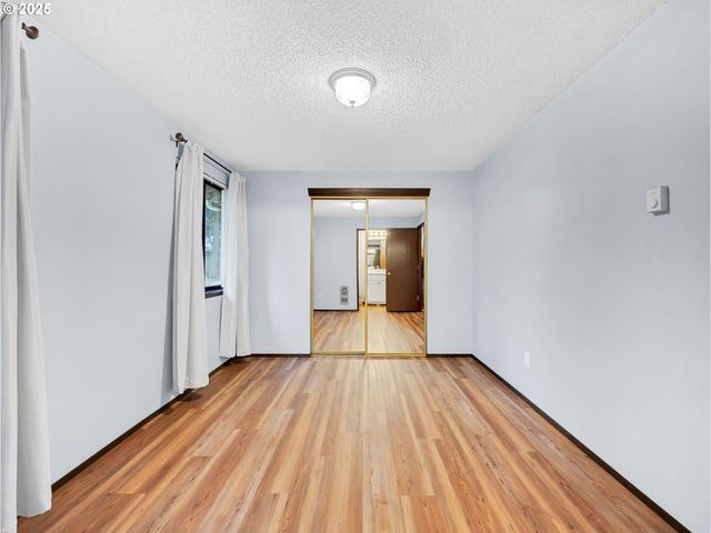 2807 Se 174TH Ave, Portland, OR 97236