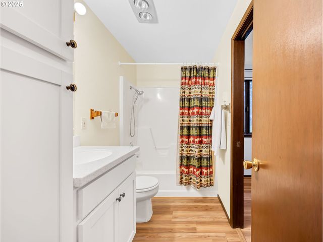 2807 Se 174TH Ave, Portland, OR 97236