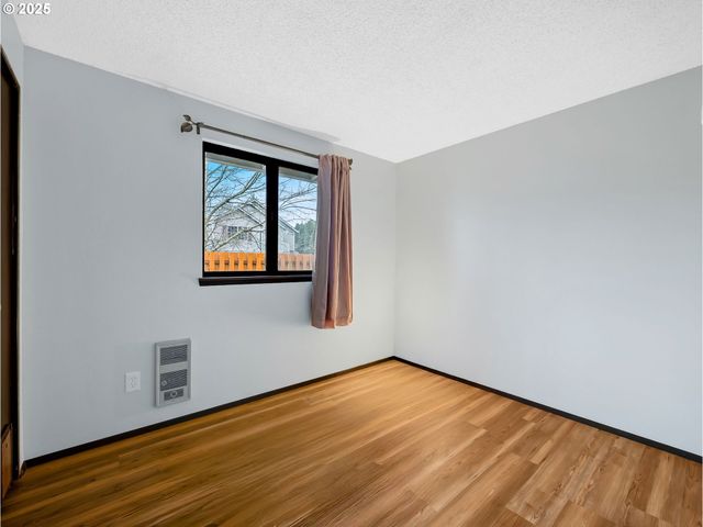 2807 Se 174TH Ave, Portland, OR 97236