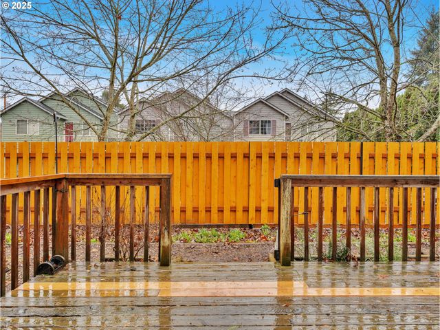 2807 Se 174TH Ave, Portland, OR 97236