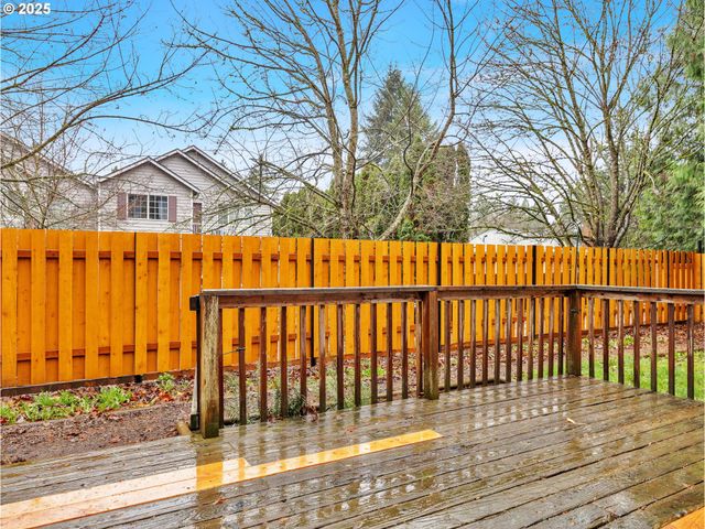 2807 Se 174TH Ave, Portland, OR 97236