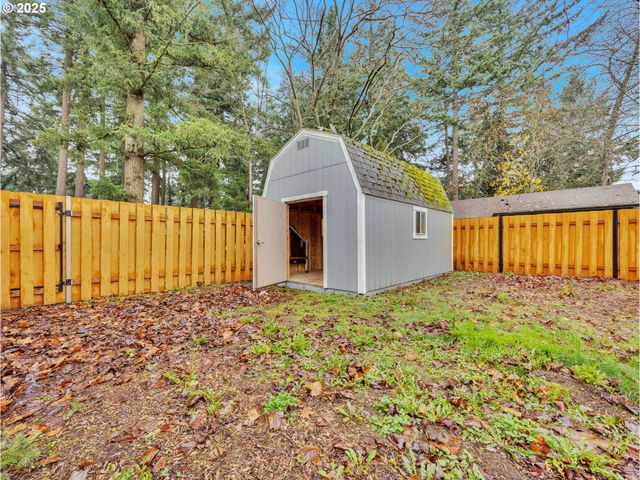 2807 Se 174TH Ave, Portland, OR 97236
