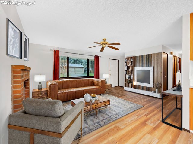 2807 Se 174TH Ave, Portland, OR 97236