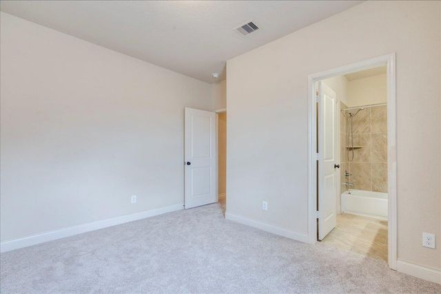 2933 Countryside PATH, Seguin, TX 78155