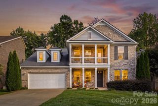 127 Smithfield Drive, Charlotte, NC 28270