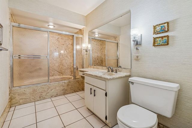 5400 34TH STREET W D16, Bradenton, FL 34210