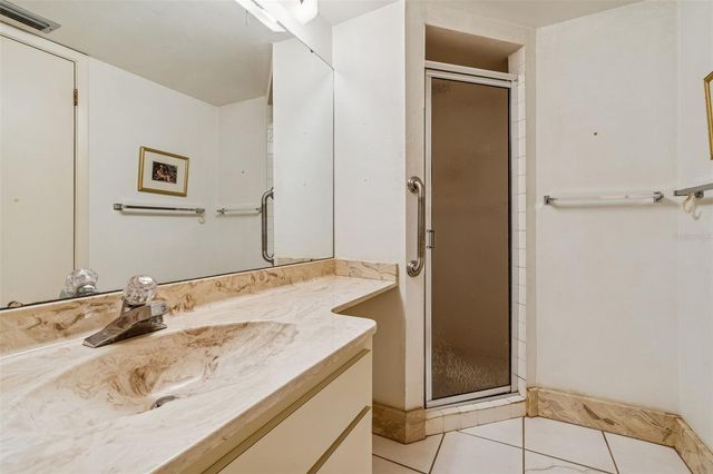 5400 34TH STREET W D16, Bradenton, FL 34210