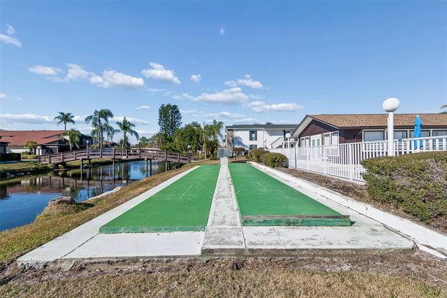 5400 34TH STREET W D16, Bradenton, FL 34210