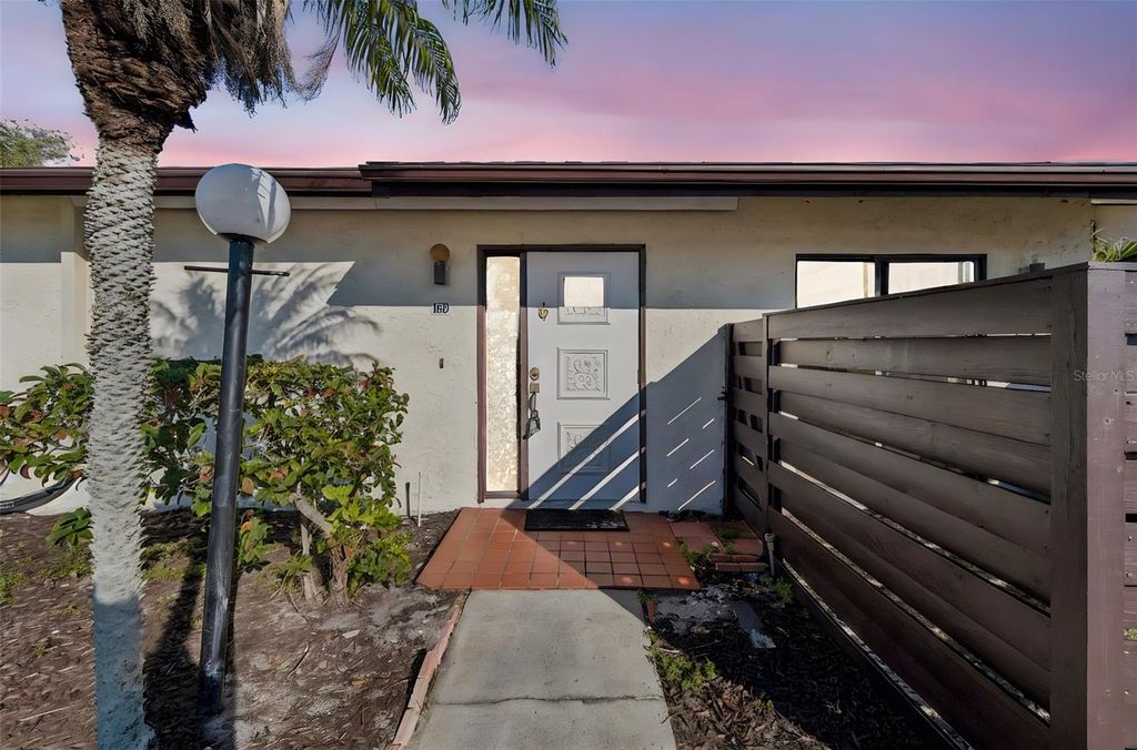 5400 34TH STREET W D16, Bradenton, FL 34210