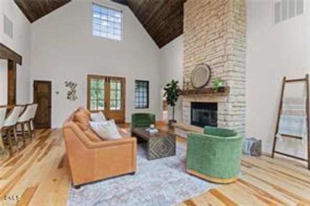 289 Linville River Drive, Linville, NC 28646