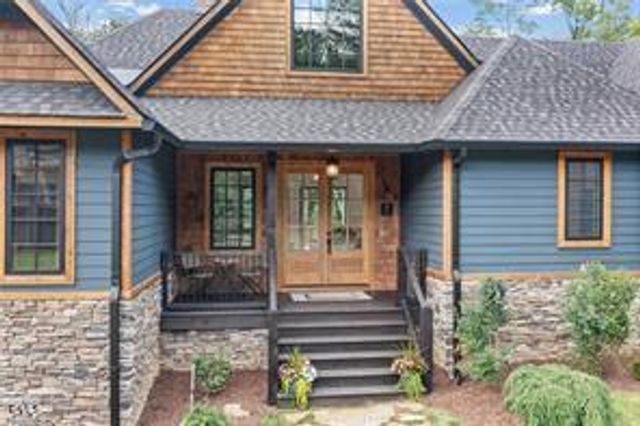 289 Linville River Drive, Linville, NC 28646