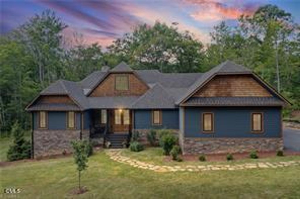 289 Linville River Drive, Linville, NC 28646