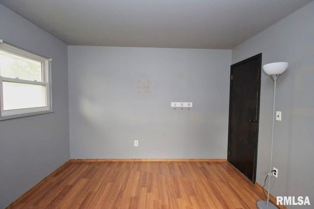 4 PIONEER Court, Pekin, IL 61554