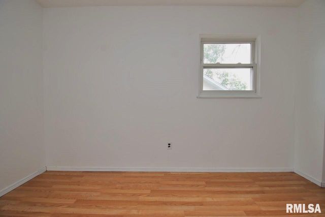 4 PIONEER Court, Pekin, IL 61554
