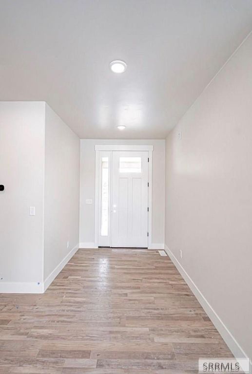 Image 2 of property listing at 522 Vista Ridge Dr, Rexburg, ID 83440