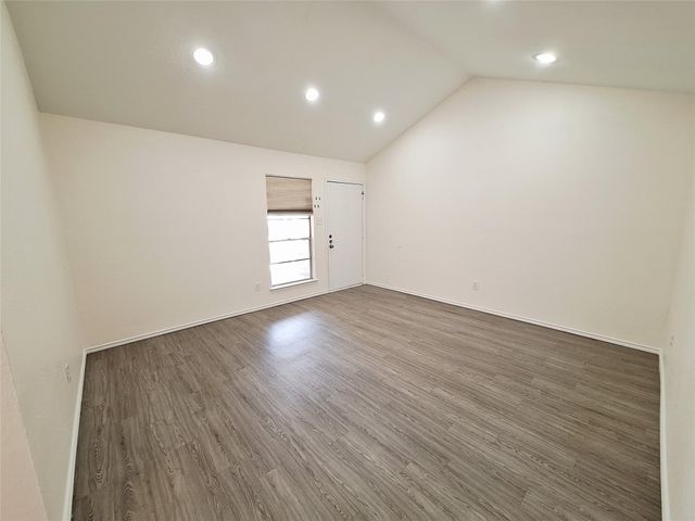 1200 Inland Green A, Austin, TX 78758