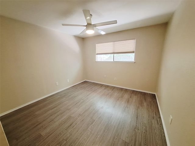 1200 Inland Green A, Austin, TX 78758