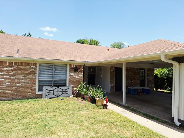 1200 Inland Green A, Austin, TX 78758