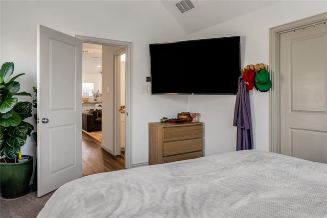 5114 Springlake Parkway, Haltom City, TX 76117