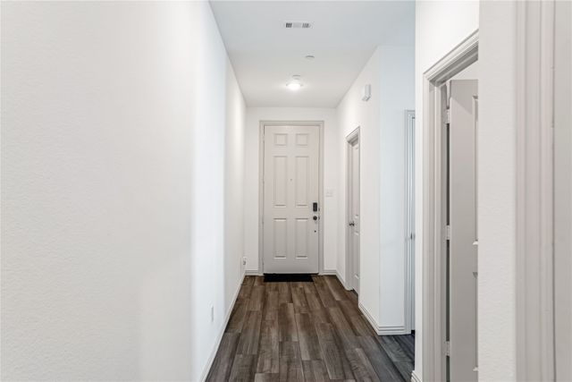 5114 Springlake Parkway, Haltom City, TX 76117