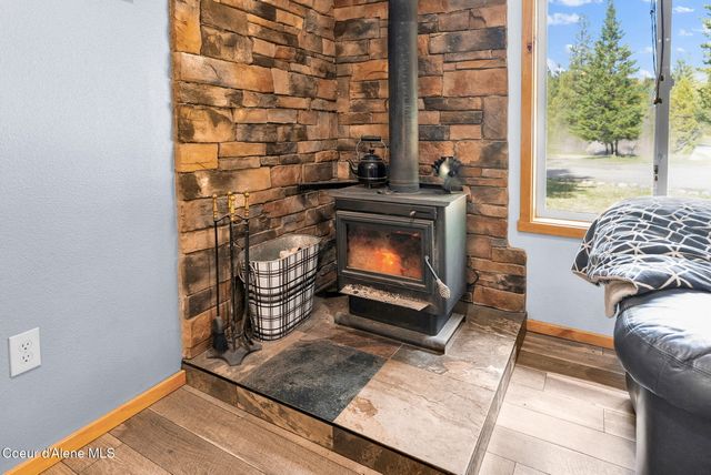 181 E Deer Meadow LN, Blanchard, ID 83804