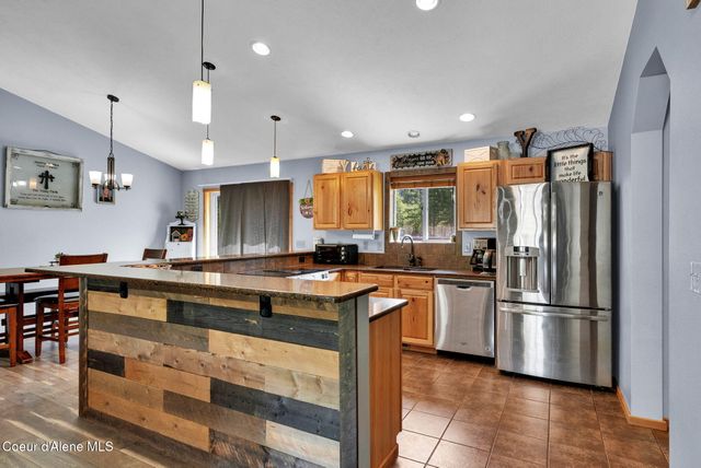 181 E Deer Meadow LN, Blanchard, ID 83804