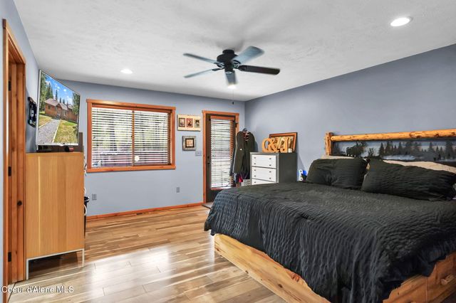 181 E Deer Meadow LN, Blanchard, ID 83804