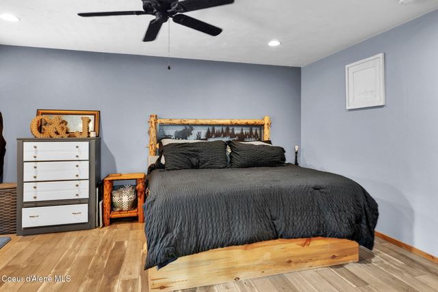 181 E Deer Meadow LN, Blanchard, ID 83804