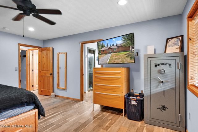 181 E Deer Meadow LN, Blanchard, ID 83804