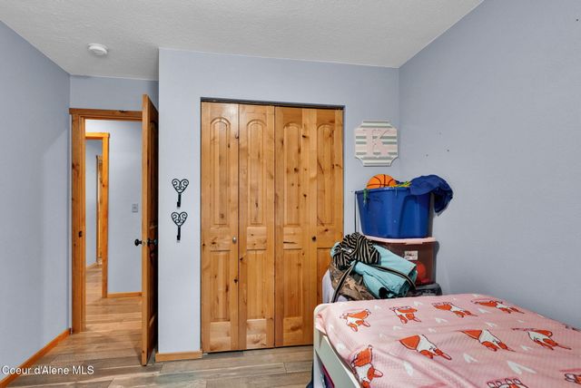 181 E Deer Meadow LN, Blanchard, ID 83804