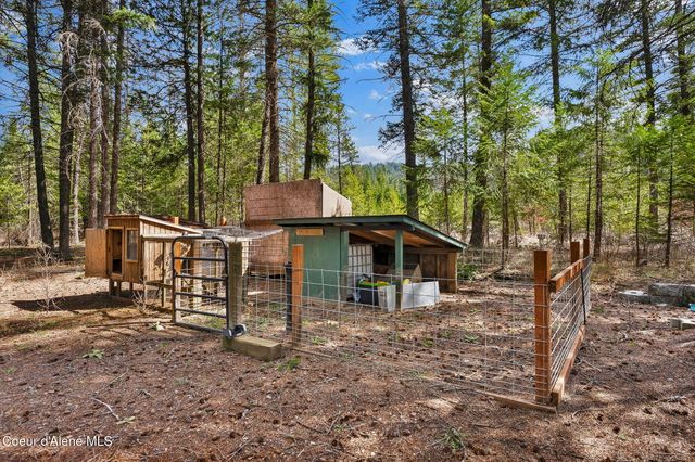 181 E Deer Meadow LN, Blanchard, ID 83804