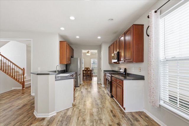 17037 LOFTRIDGE LN, Gainesville, VA 20155